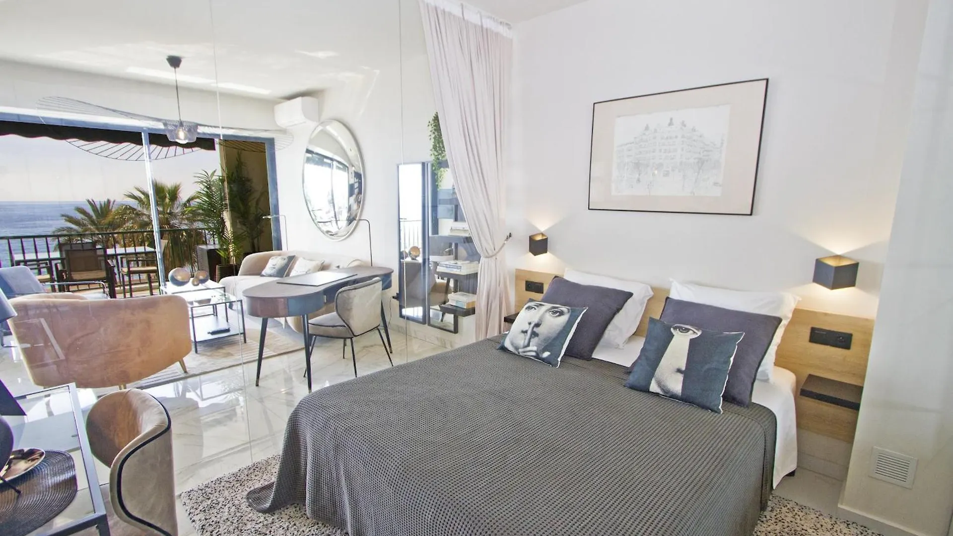 Luxury Flat Beachfront Nice Appartement