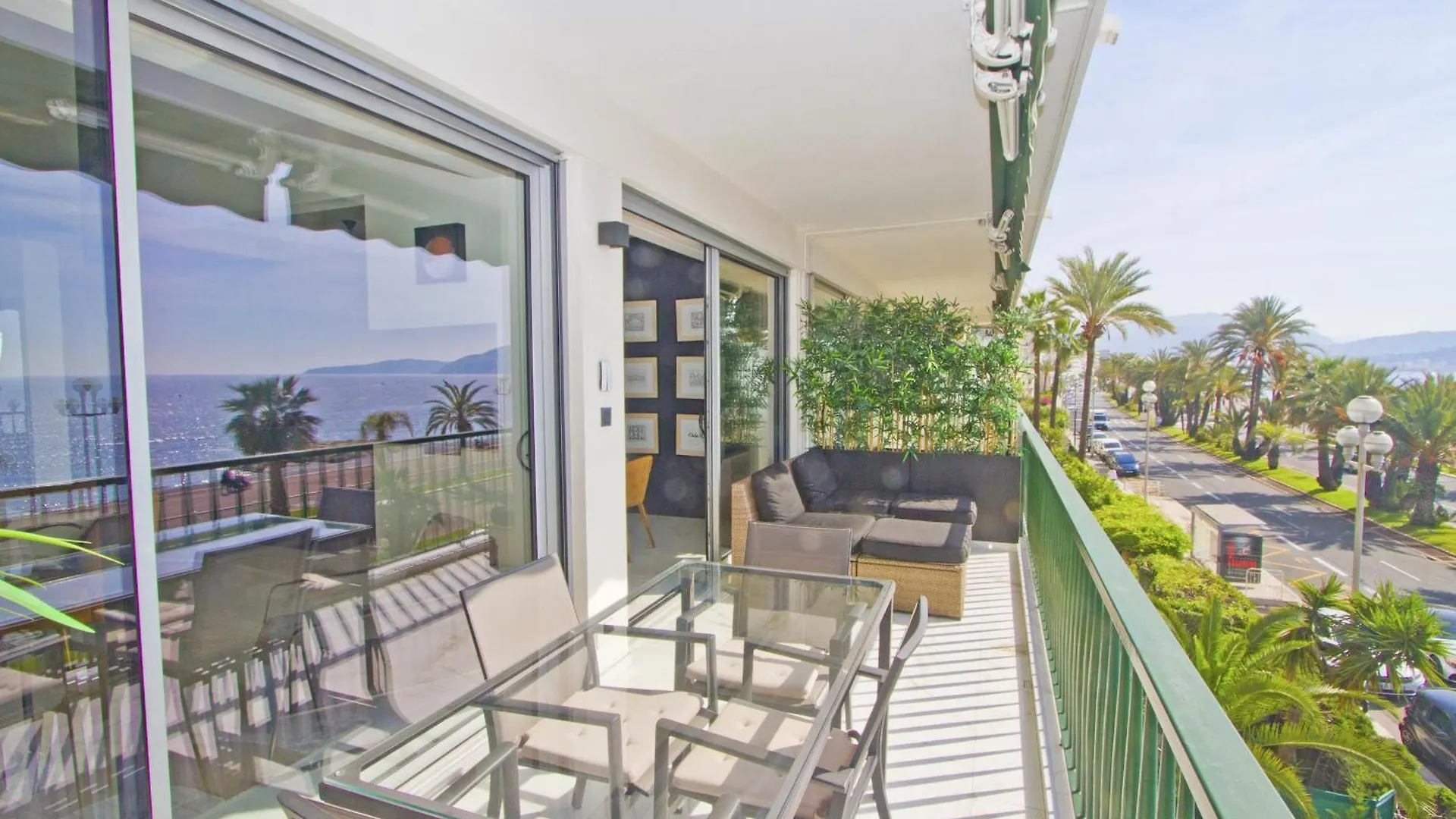 Luxury Flat Beachfront Nice